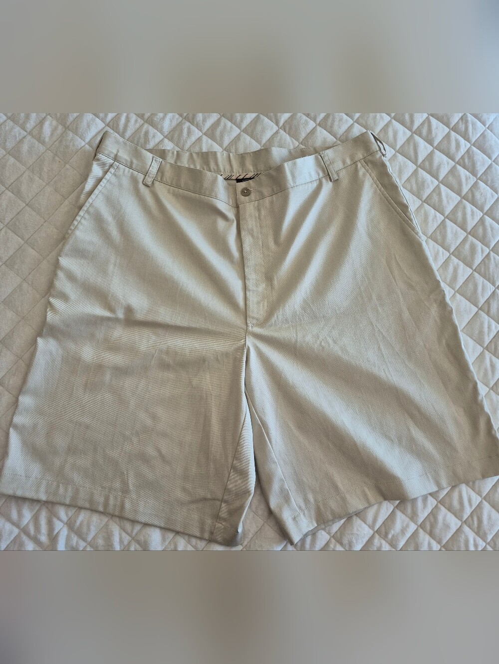 Nike Golf Dri Fit Shorts Chino Mens Size 40 Khaki